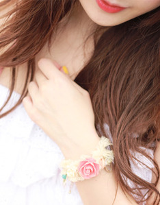 flower bracelet